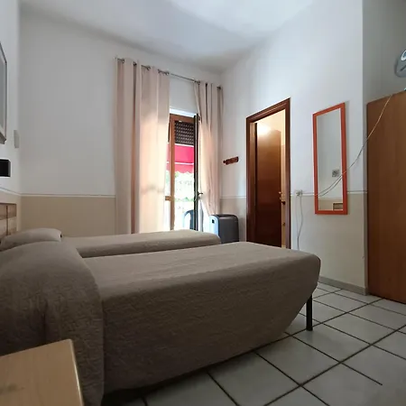 Maurin Hotel Carrara